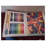 Art supplies - Crayon set, colored pencils and