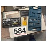 Miscellaneous tools, stud finder