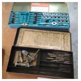 Tap and die 40 pc set and piston pin hones