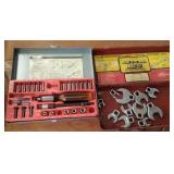 Rachet driver set and wrench sockets