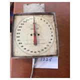 Vintage Hansen dairy scale model 600