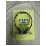 GROOVE ON  EAR HEADPHONES