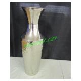 ELEGANT EXPRESSIONS VASE