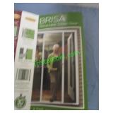 LARSON RETRACTABLE SCREEN DOOR