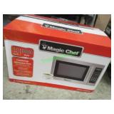 MAGIC CHEF MICROWAVE