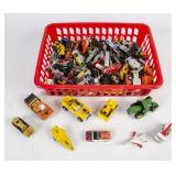 Huge Lot of Hot Wheels, Matchbox & More Toy Cars