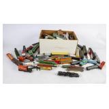 HO Scale Train Engines, Cars, Tracks