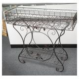 Fantastic Decorative Metal 2-Tier Table