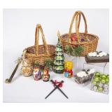 Lot of Small Christmas Decorations