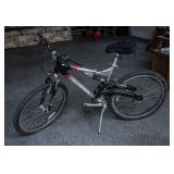 Schwinn S 30 7 Speed Mountain Bike