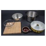 Lot of Kitchen Cooking Items