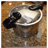 Pressure Cooker, Presto Professional, 01370 No.3