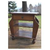 Vintage Small Magazine Rack/caddy.