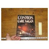 Cosmos By Carl Sagan 1st Edition 1980Harcover