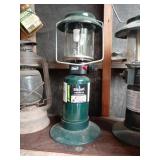 Coleman Lantern With Base