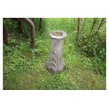 Cement Plant Stand Bird Bath Stand Leaf Motif.