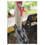 2 Shovels And 2 Lopers