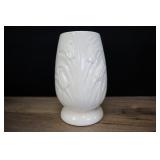 Vtg Ceramic Tulip Vase, White Glaze 4x8.5inch