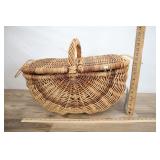Large Wicker Gathering Basket, Round Bottom With D