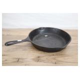 Vintage Wagner Ware Sydney -0- 10" Cast Iron Skill