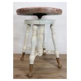 Antique Organ Stool, Thomas Organ Co. Woodstock Ca