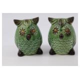 Vintage Owl Salt & Pepper Shaker Set, Avocado Gree