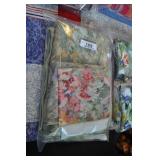 Floral Table Cover With Matching Cloth Napkins