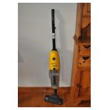 Eureka Bagless Cleaning System