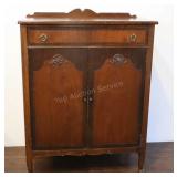 Early American,mahogany Dining Dresser, 36"x45"x21