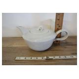 Jubilee Teapot By Homer Laughlin Usa, 5x10"
