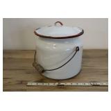 White Enamel Stock Pot With Lid And Red Handle