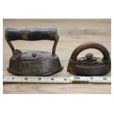 2 Antique Sad Irons, Dover No. 922 And Unmarke, Bo