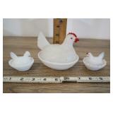 Vtg Milk Glass Hen On Nest And Pair Of Miniatures