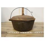 Large 13.5" Cast Iron Dutch Oven No. 12 With Lid