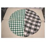 2 , 54" Round Table Cloths, Black And Green