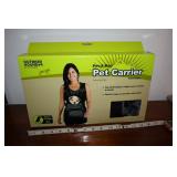 Outward Hound Medium Pet Carrier, 10-20lb Dogs.