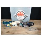 Antron Brown, Troy Vinvent, Mac Tools, 1:9-scale