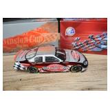 The Victory Lap Commemorative Car,1:24-scale Stock