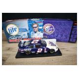Rusty Wallace, #2 Miller Lite,1:24-scale Stock Car