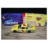 Steve Park, #1 Penzoil/looney Tunes,1:24-scale