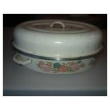 Vintage Oval Enameled Roasting Pan With Lid