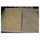 2 Vintage Quaker Lace Table Covers Natural Color