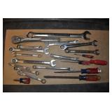 Craftsman Tools, Assorted Wrenches & Screwdrivers