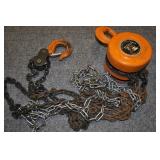 2 Ton Chain Hoist With Chains & Hooks