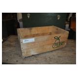 Wood Pear Crate " Peras Argentinas " Wood Pear Crate " Peras Argentinas "