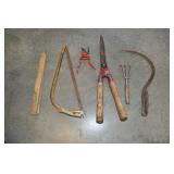 Assorted Vintage Garden Tools Assorted Vintage Garden Tools