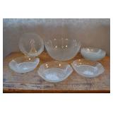 Salad Bowl Glass Leaf Motif With 8 Plates