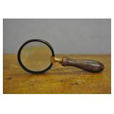 Magnifying Glass, Wood Handle, 7.25" Long