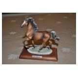 Giuseppe Armani Horse Figurine, Vintage Giuseppe Armani Horse Figurine, Vintage