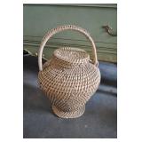 Wicker Basket With Lid And Handle